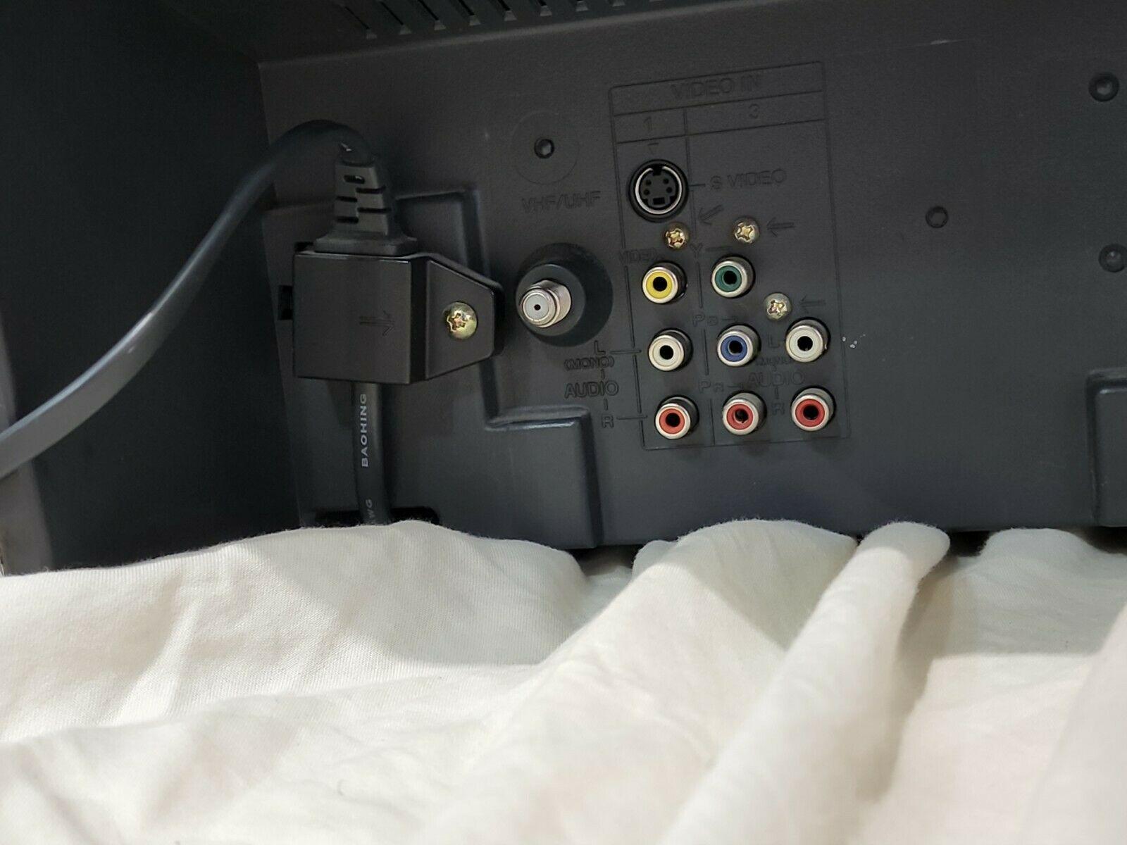 vtg 2003 sony 24" crt retro gaming tv tube rca gamer flatscreen tested remote