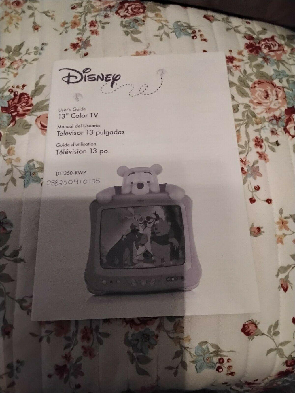 disney winnie the pooh 13"  tv &amp; dvd player set w/ all 3  remotes. with manuals