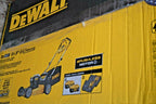 20V MAX BRUSHLESS XR 21" SELF PROPELLED LAWN MOWER KIT (NEW) #DCMWSP244U2