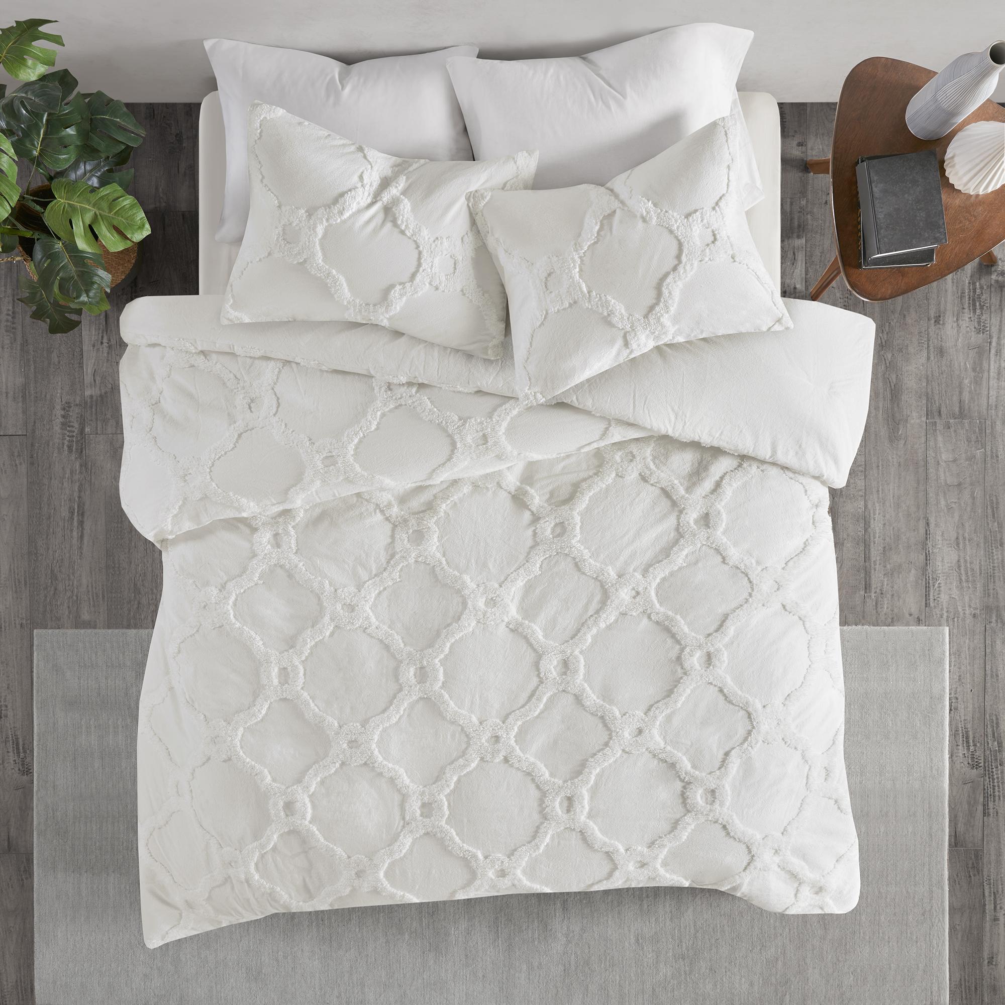 Home Essence Leena 3 piece Tufted Cotton Comforter set, King/Cal King, White