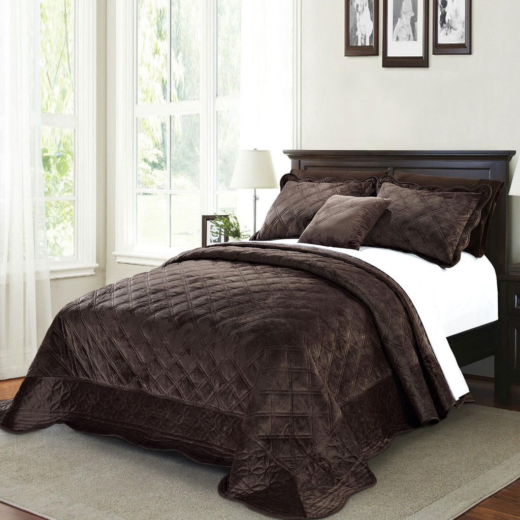 Serenta Supersoft Microplush Quilted 4 Piece Bed Spread Set