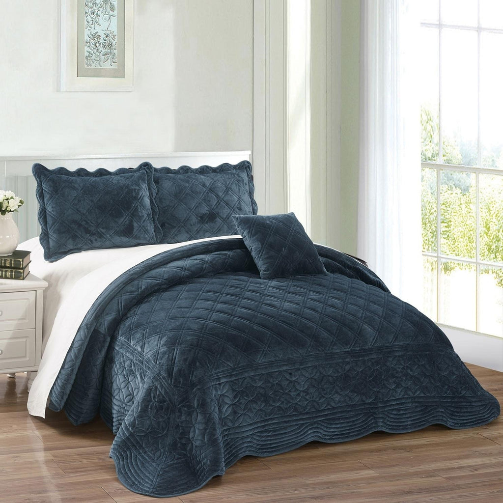 Serenta Supersoft Microplush Quilted 4 Piece Bed Spread Set