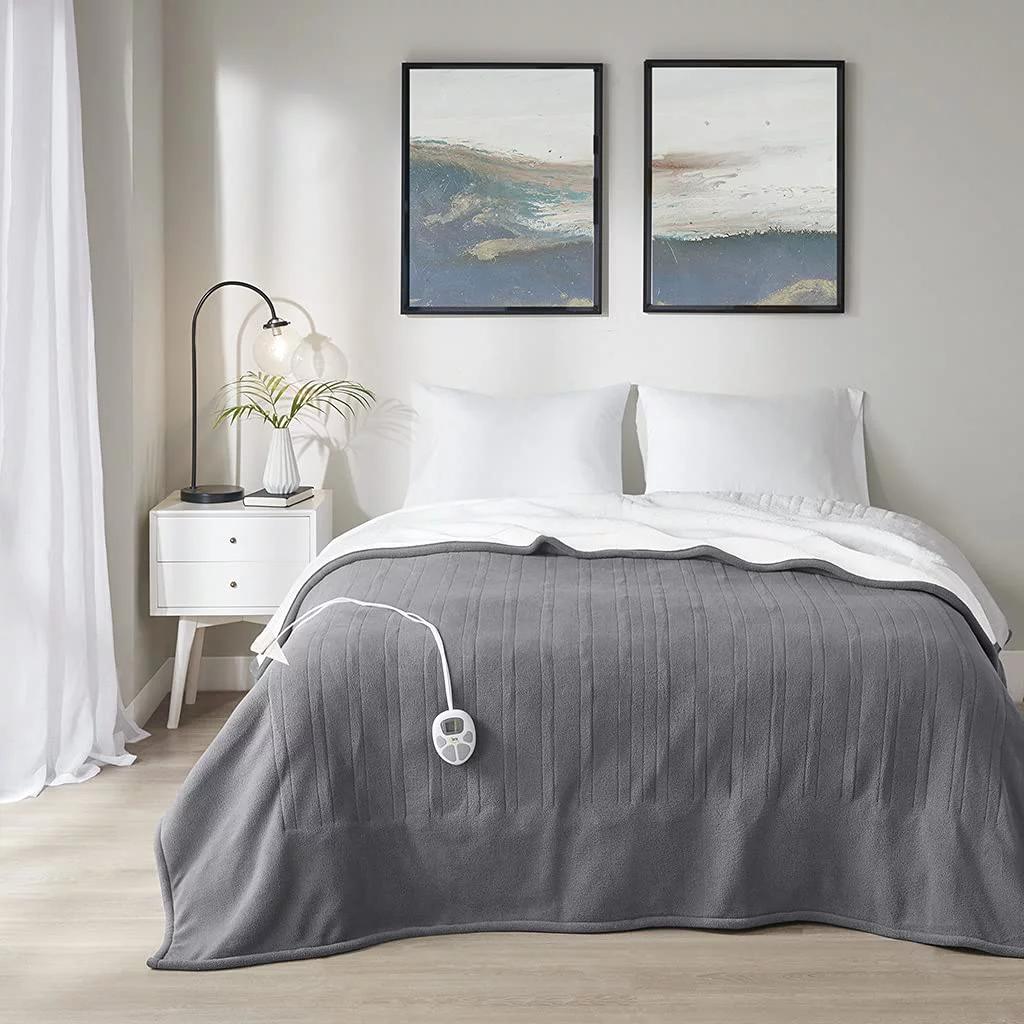 Gracie MIlls Polyester and Cotton Fleece to Sherpa Heated Blanket ST54-0104
