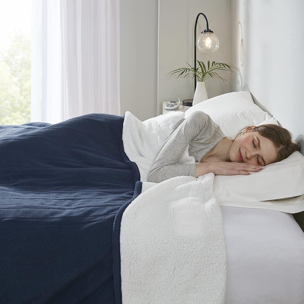 Gracie MIlls Polyester and Cotton Fleece to Sherpa Heated Blanket ST54-0101