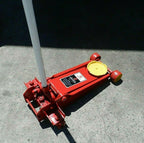 2 Ton capacity Matco Floor Jack- Made in Japan AM200FJM
