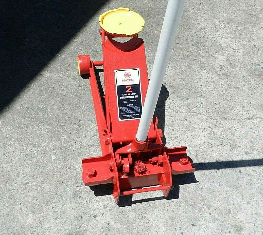 2 Ton capacity Matco Floor Jack- Made in Japan AM200FJM