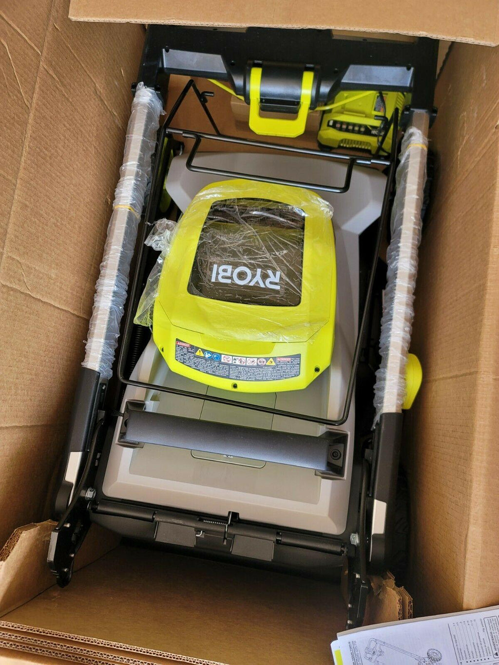RYOBI RY401200 Push Lawn Mower Kit 21 inch 40-Volt w/ Battery and Charger $499
