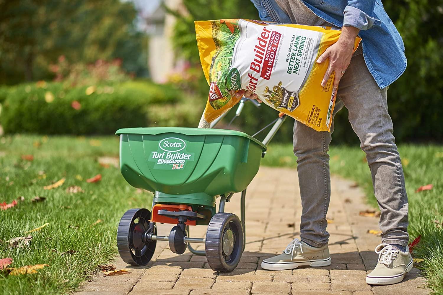 scotts turf builder winterguard fall weed and feed 3: covers up to 15,000 sq ft, fertilizer, 43 lbs., not available in fl