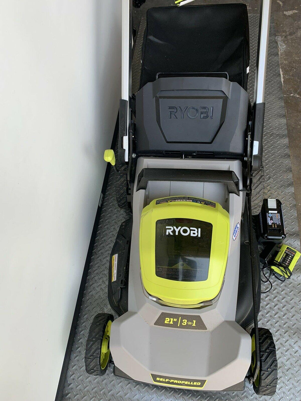 Self Propelled Lawn Mower 21 In. 40v Lithium-ion battery-RY401014US