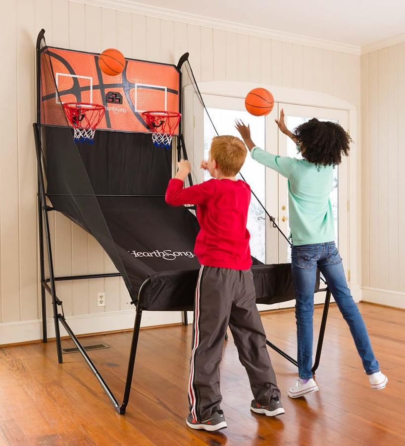 HearthSong Double Free-Throw Basketball ChallenGame with Electronic Scoring And Sound Effects