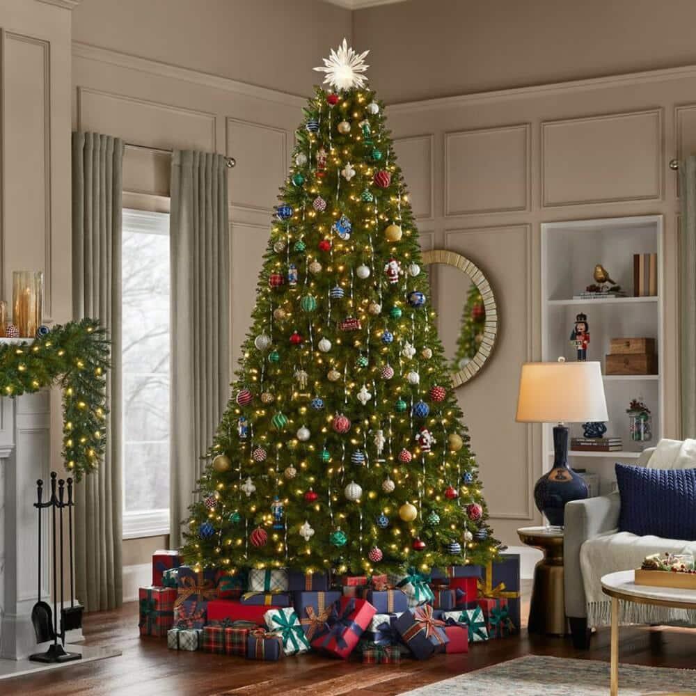 9 ft Dunland Fir Christmas Tree