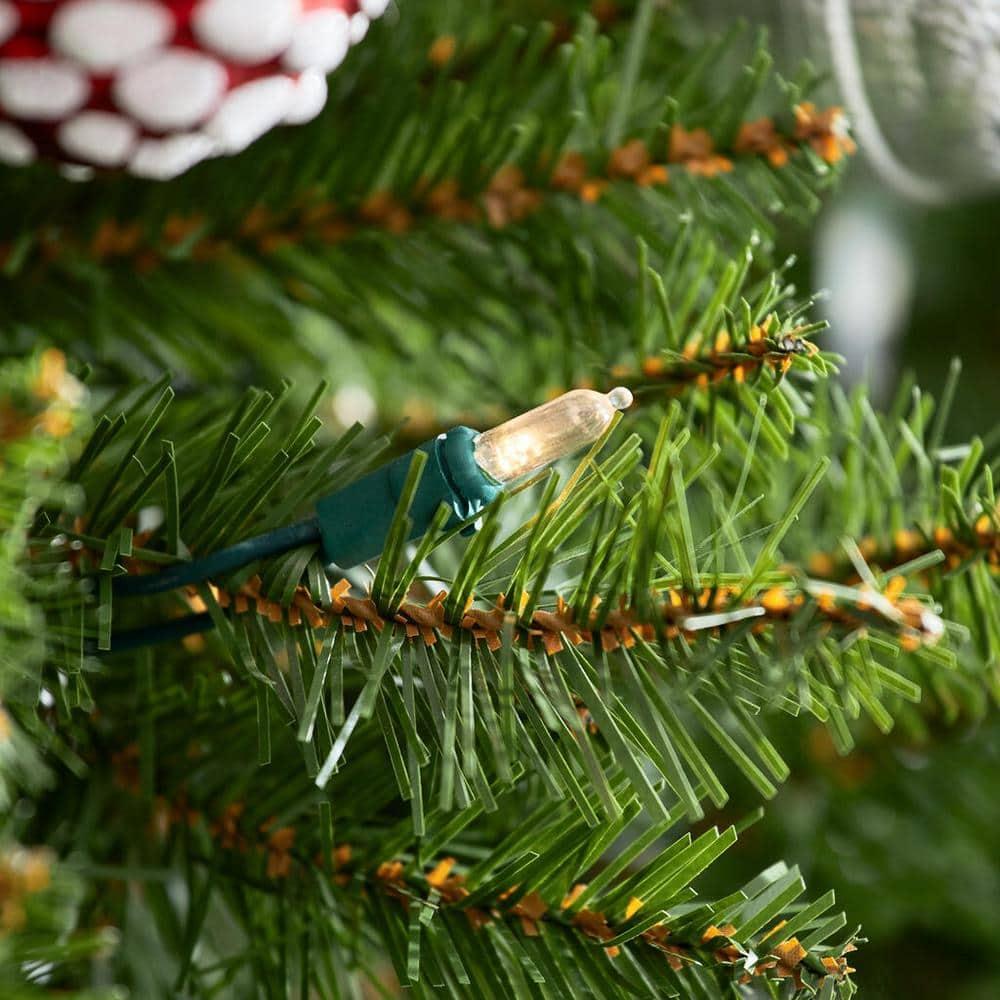 9 ft Dunland Fir Christmas Tree