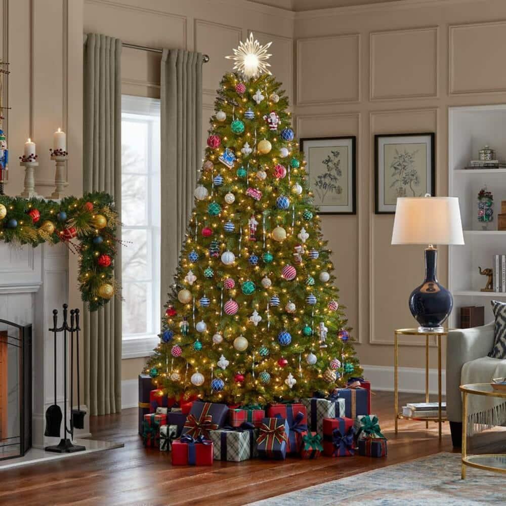 7.5 ft Dunhill Fir Incandescent Christmas Tree
