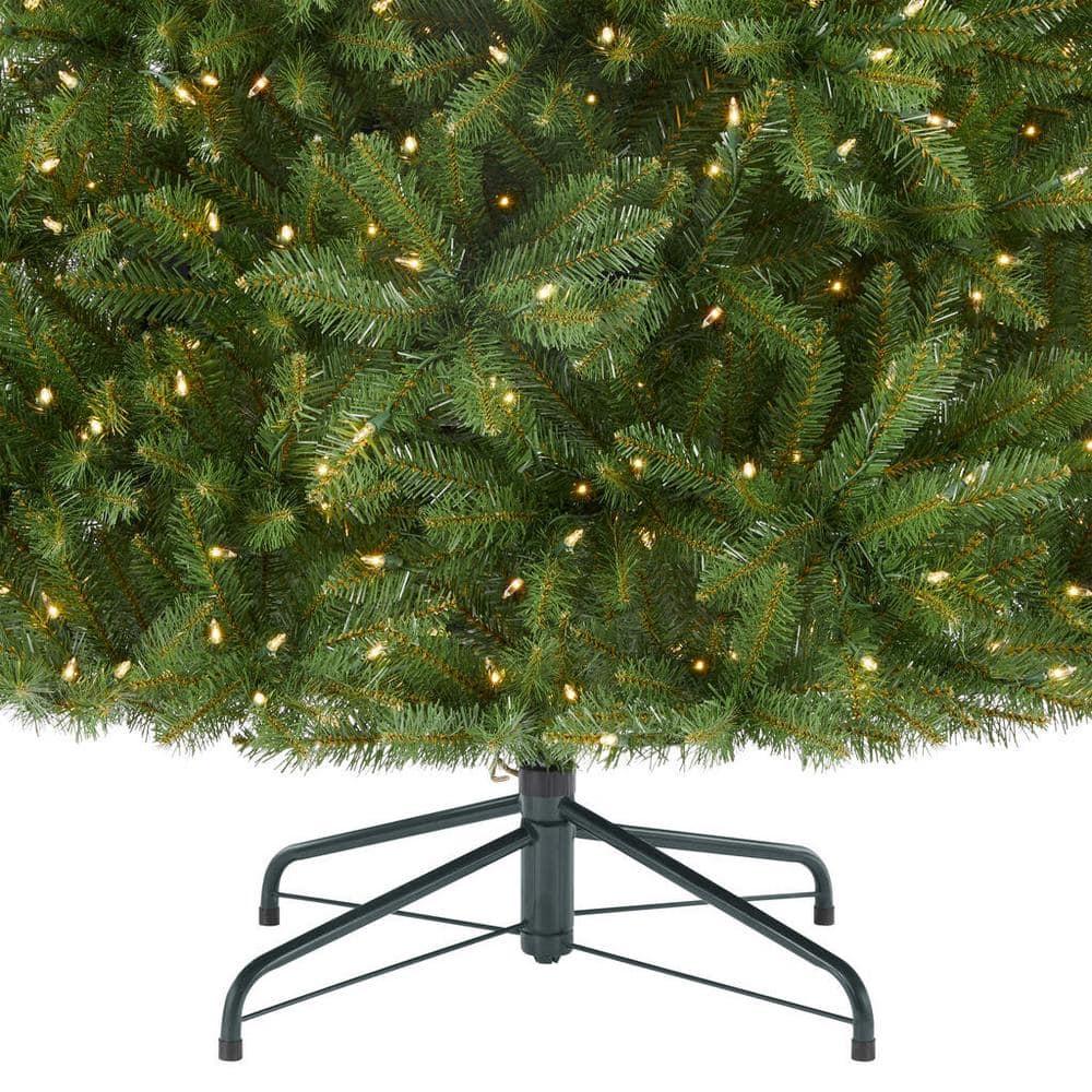 7.5 ft Dunhill Fir Incandescent Christmas Tree