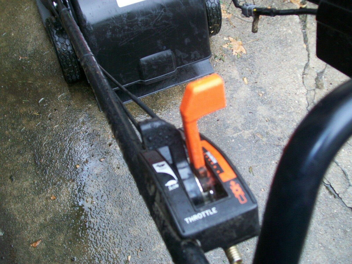 HONDA HRX217HZA 2 BLADED, 200CC,HYDRO STACTIC TRANSMISSION, ELECTRIC START
