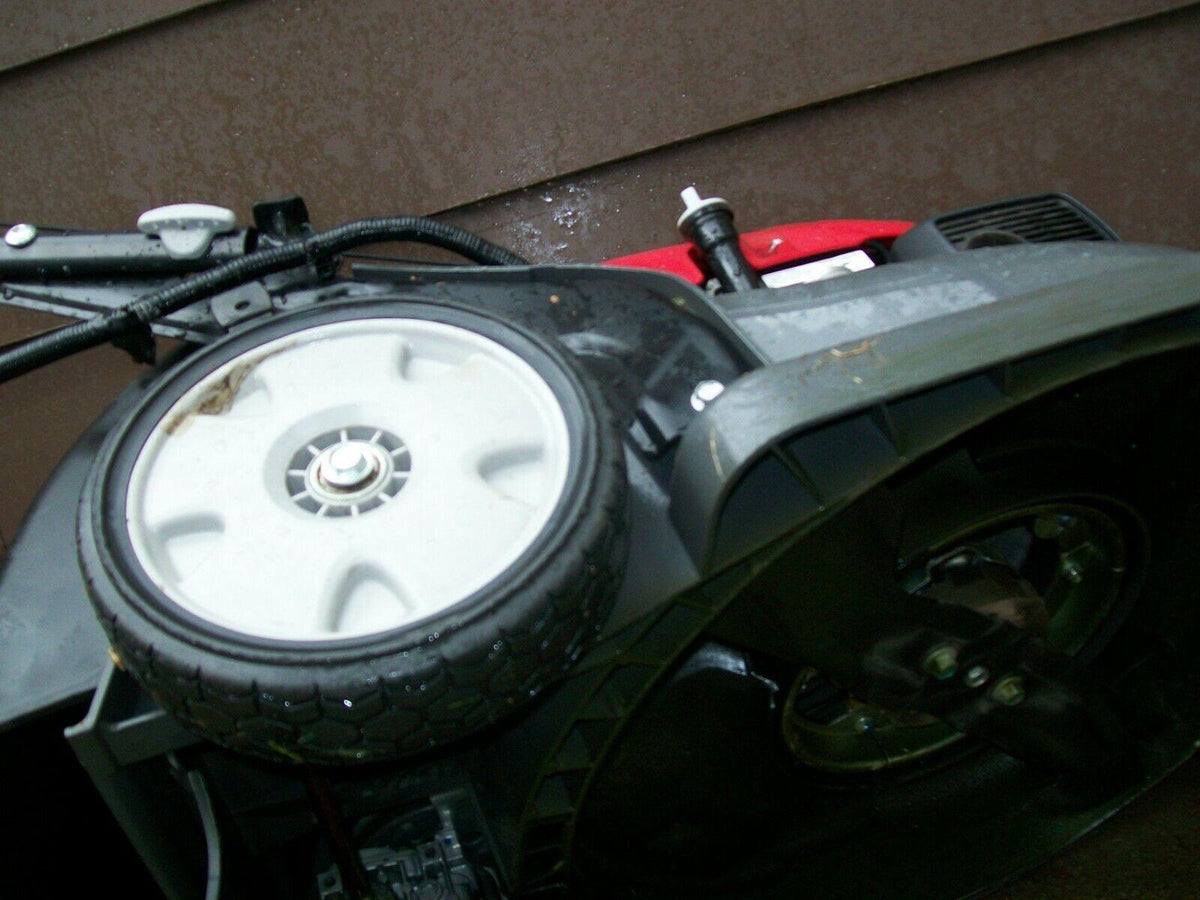 HONDA HRX217HZA 2 BLADED, 200CC,HYDRO STACTIC TRANSMISSION, ELECTRIC START