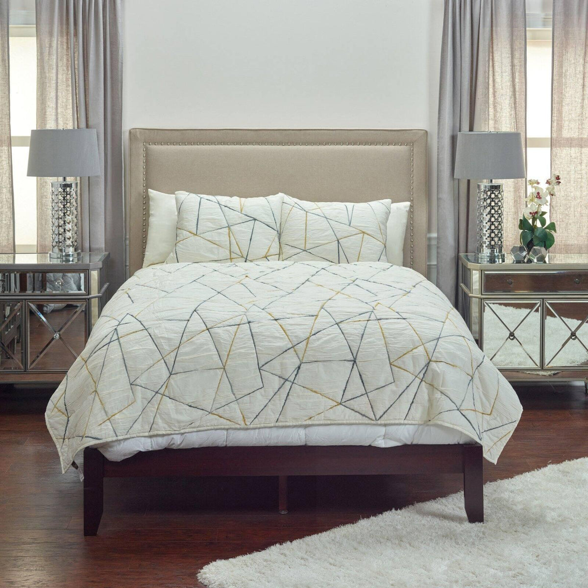 Rizzy Home BQ4189 Twin Quilt