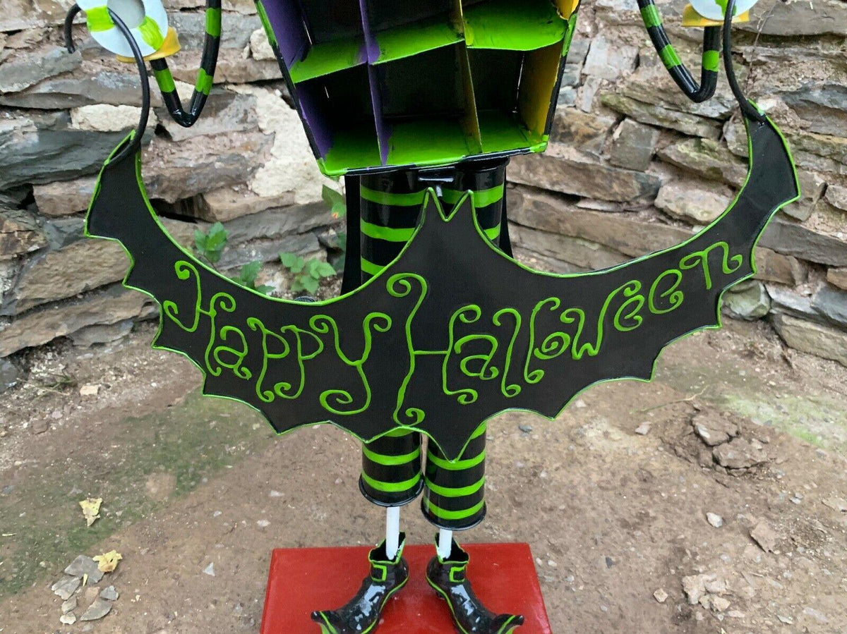 Metal Halloween Figurine Statue Decorations with Bobbly Heads