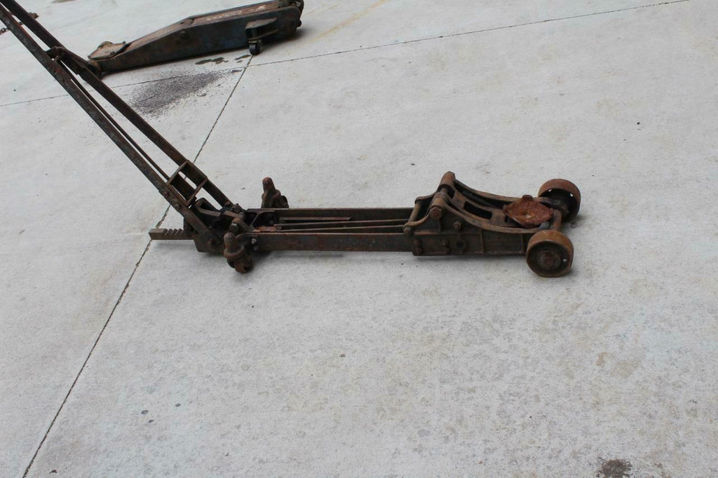 Walker Roll A car jack Parts
