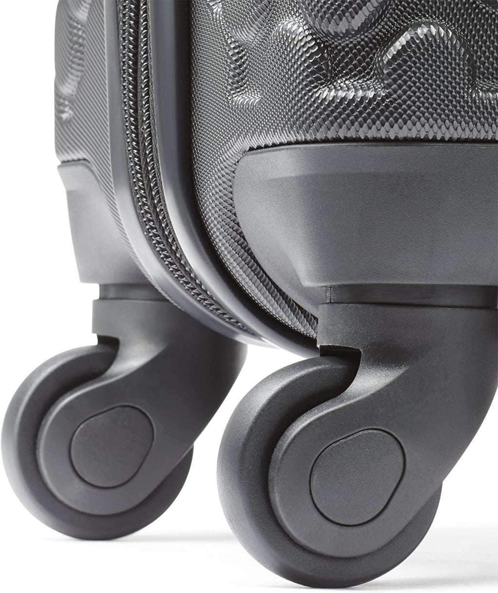 Pulse 28" Hardside Spinner