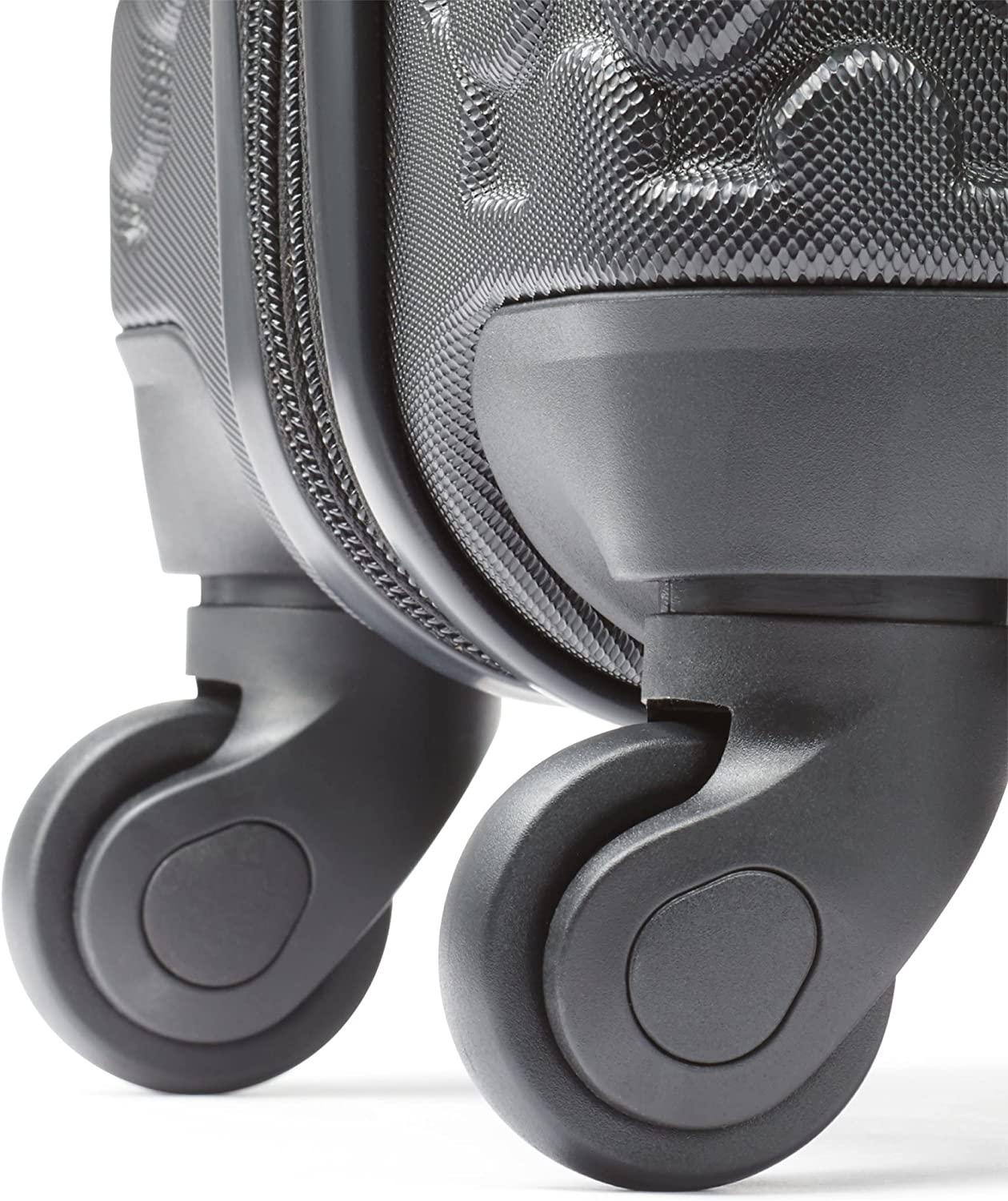 Pulse 28" Hardside Spinner