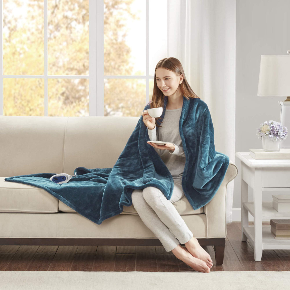 Gracie Mills Microlight to Sherpa Reversible Electric Blanket Throw, Adjustable Multi-Level Heat Setting Controller Cozy Living Room Couch, Sofa, Bed, Twin, Teal - BR54-1936