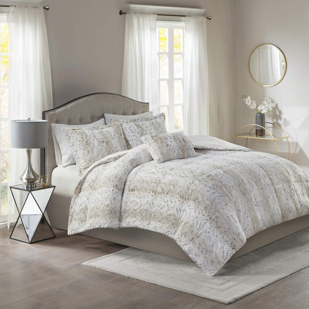 Gracie Mills Zuri 4PC Faux Fur Comforter Set Full/Queen - MP10-6296