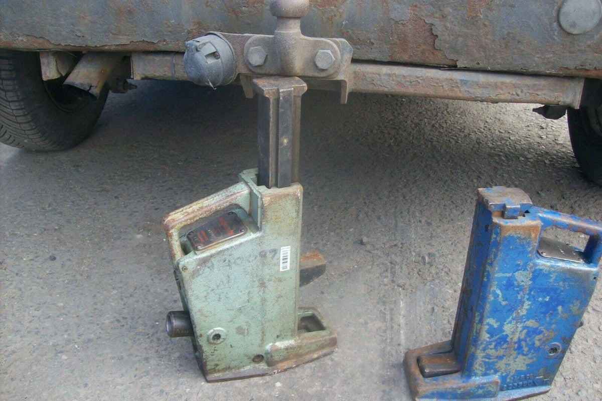 Magnus Magnaclaw 5 Tonne Hydraulic Toe Jack 5 Ton Toe jack