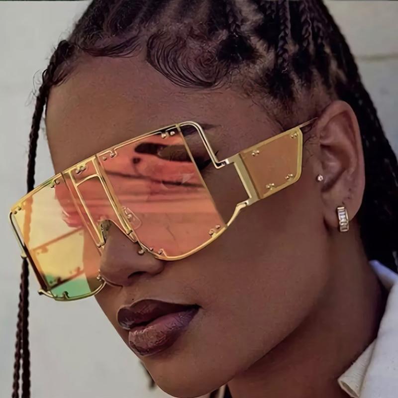 Sunglasses - Ladies Luxury Oversized Rivet Shades
