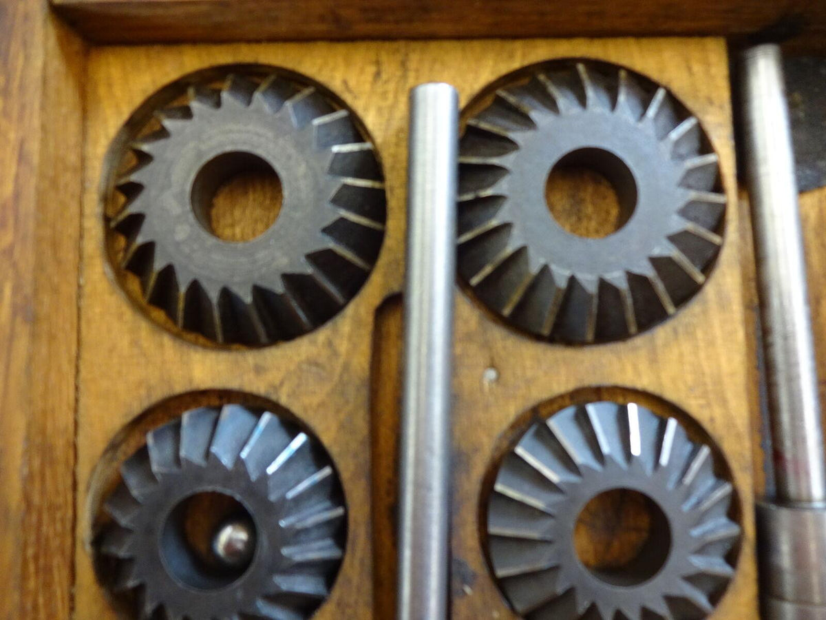 Joseph Bradbury and Sons GaraValve re-Seating Set 30 &45 degree