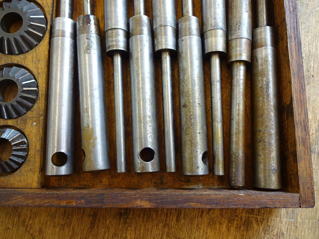 Joseph Bradbury and Sons GaraValve re-Seating Set 30 &45 degree