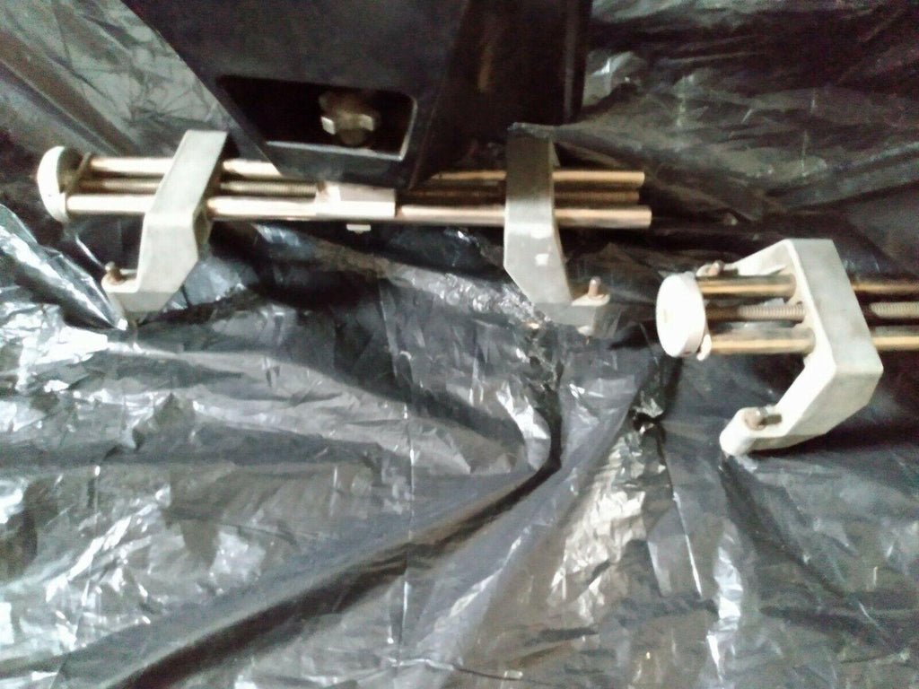john bean wheel alignment machine, 2 wheel clamps and 2 aligner targets