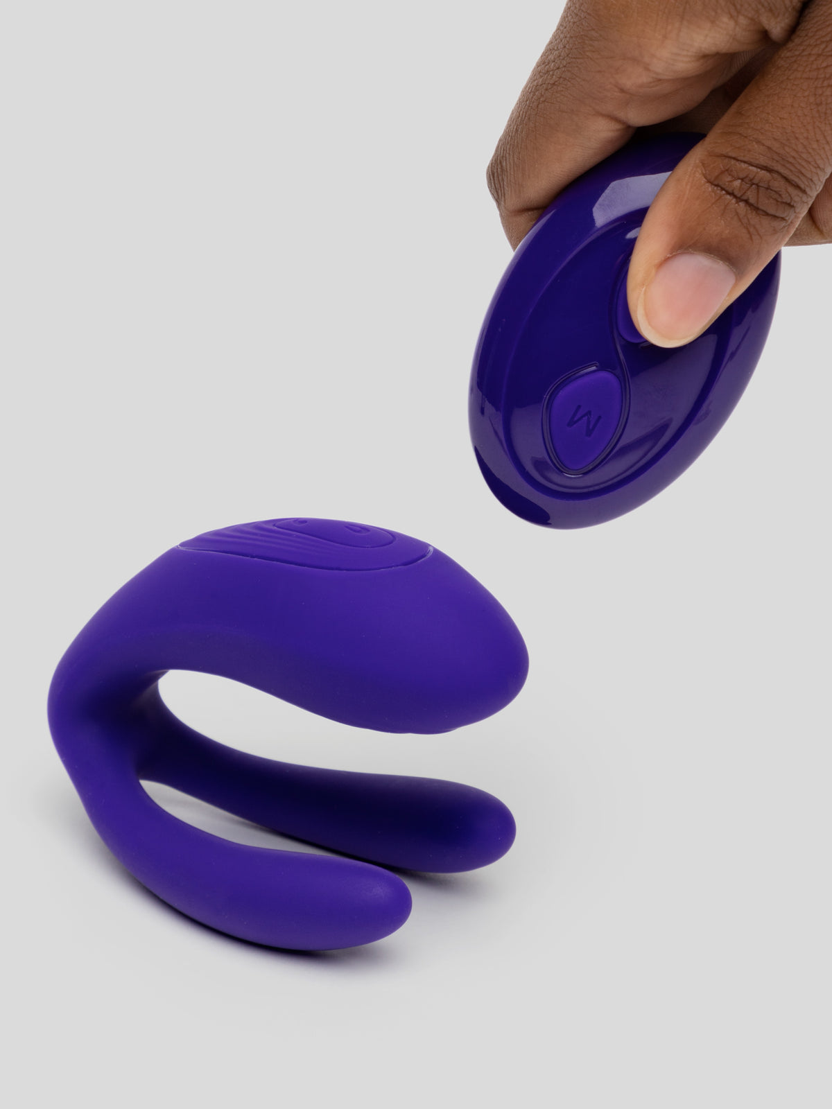 Lovehoney Sweet Curve Remote Control Silicone Clitoral Vibrator, Purple