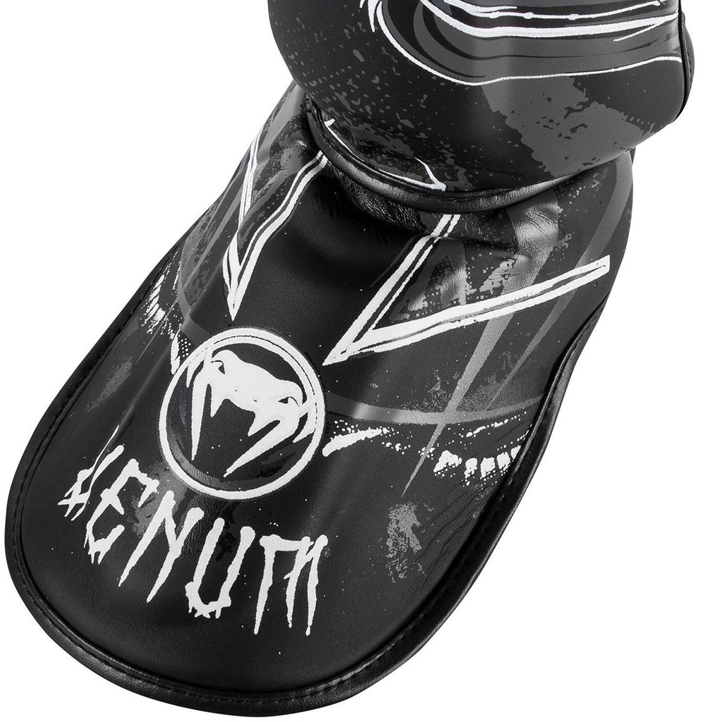 Venum Gladiator 3.0 Protective Shin Guards - XL - Black/White