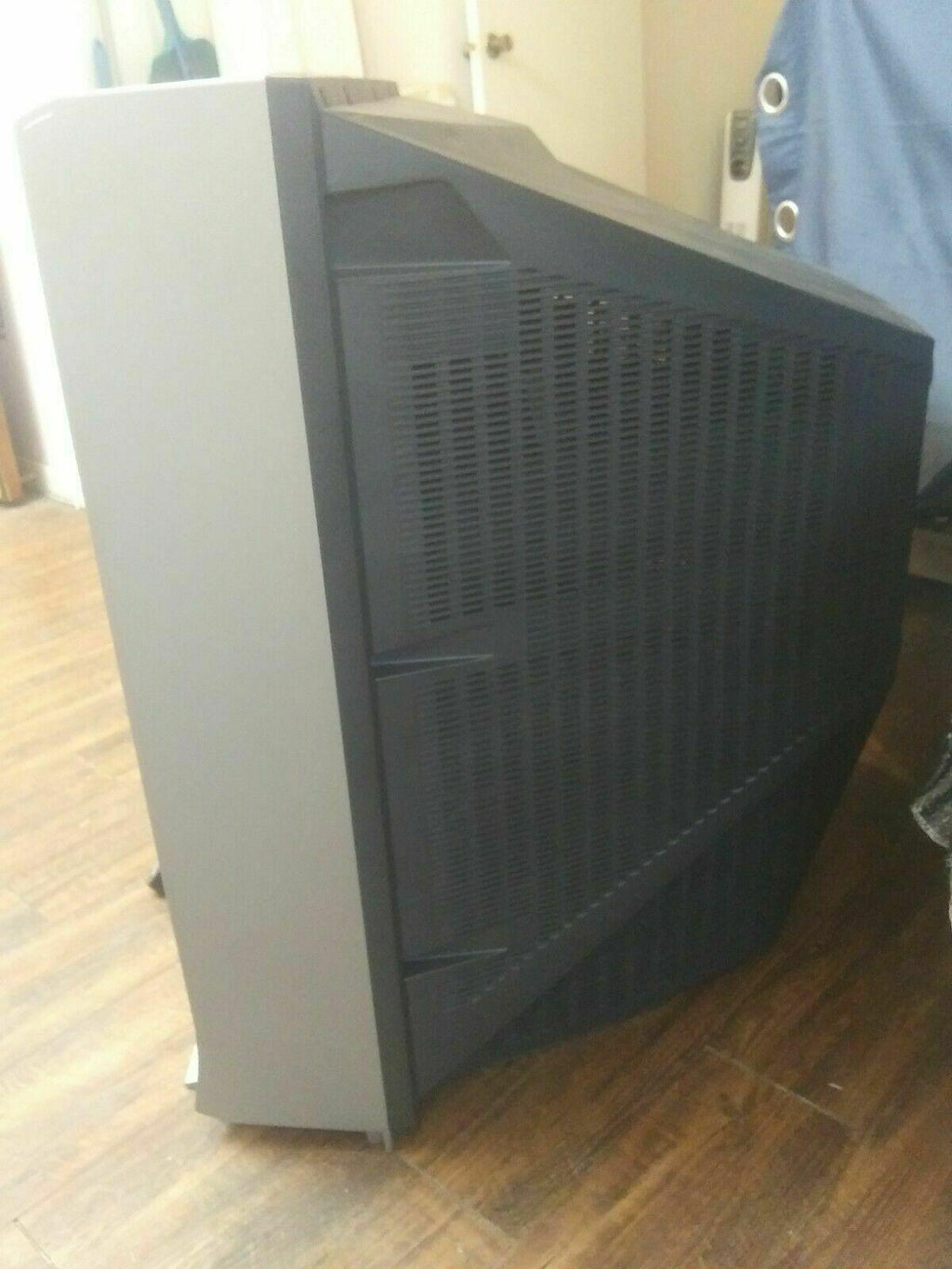 sony trinitron 36" retro gaming monitor crt kv-36fs12 4 av inputs with remote!