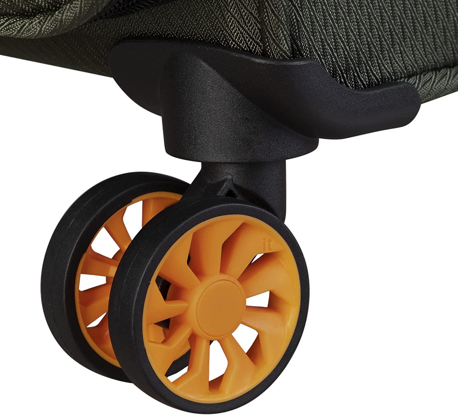 Lykke 28" Softside Checked 8 Wheel Spinner, Rifle Green