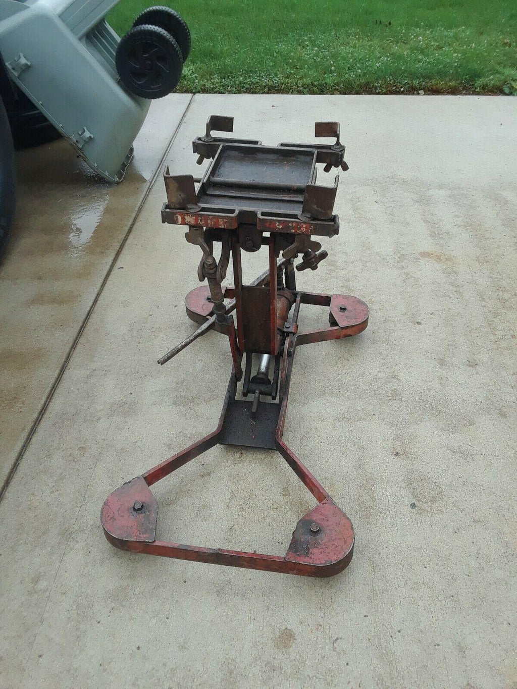 HEAVY DUTY HYDRAULIC TRANSMISSION JACK, USED, WORKS, PICK UP ONLY
