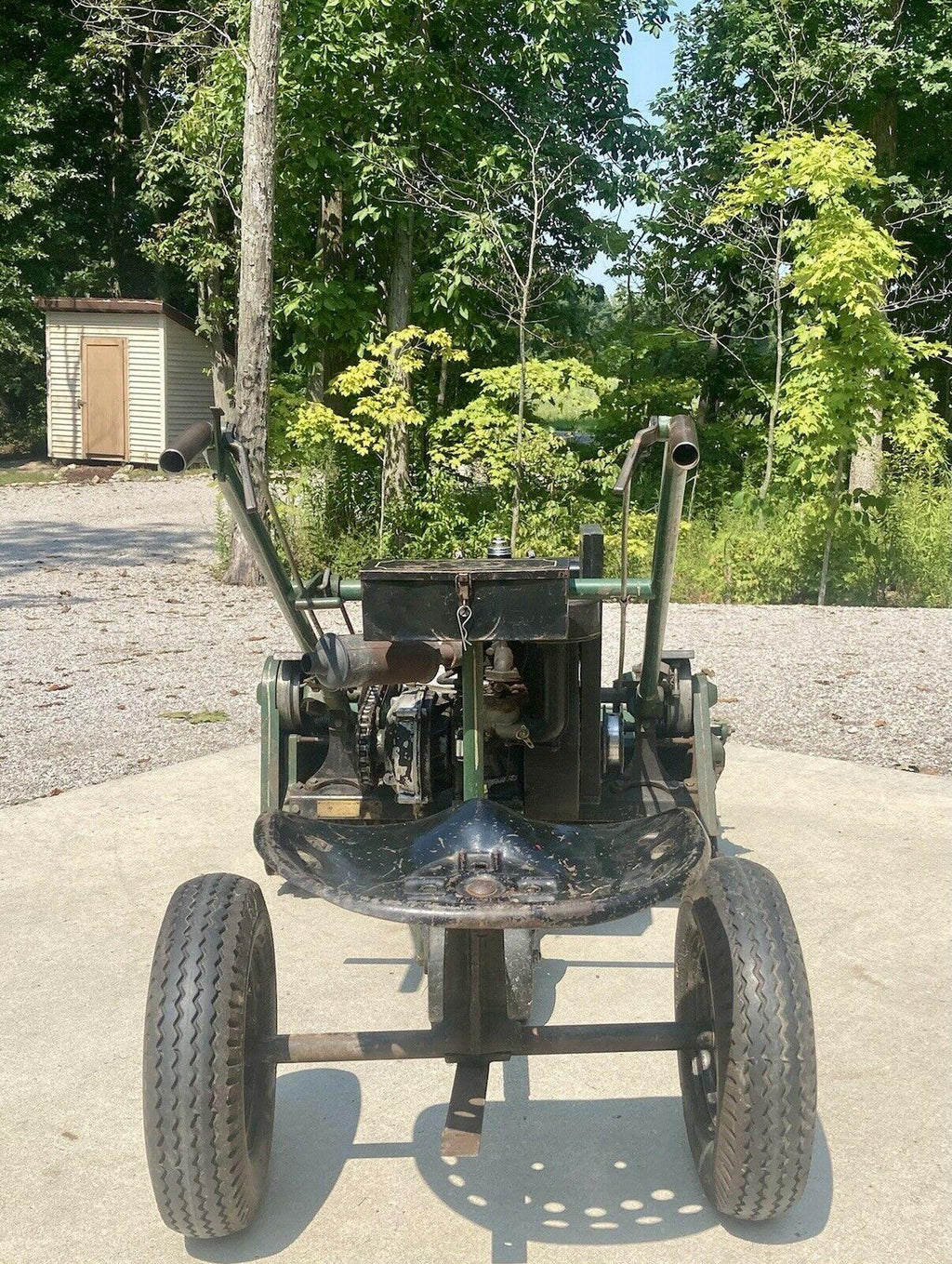 Locke Devere — A Reel Mower!