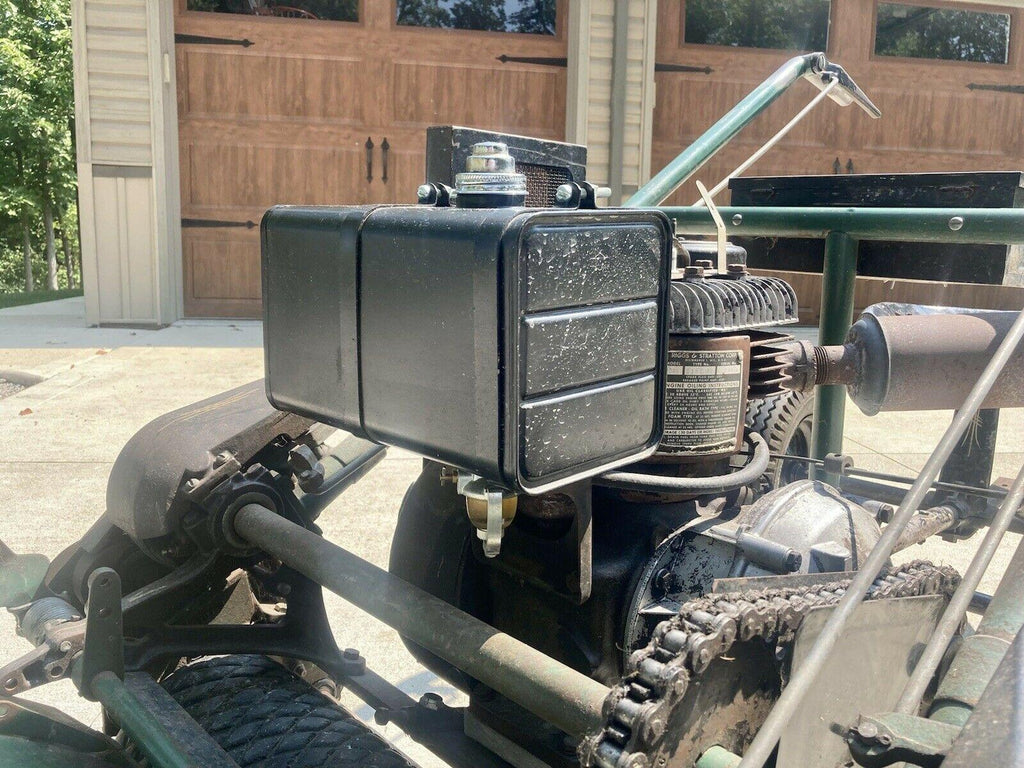 Locke Devere — A Reel Mower!