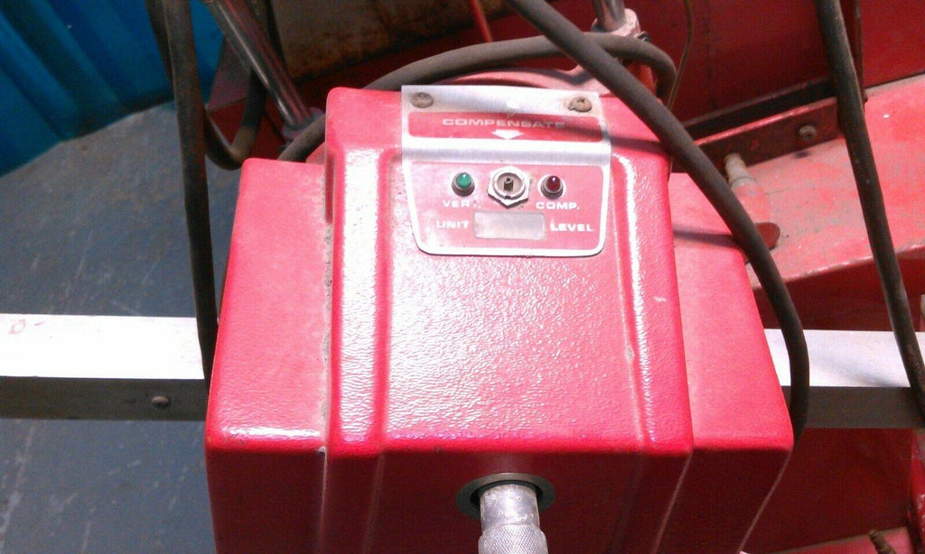 HUNTER C111 ALIGNMENT SYSTEM